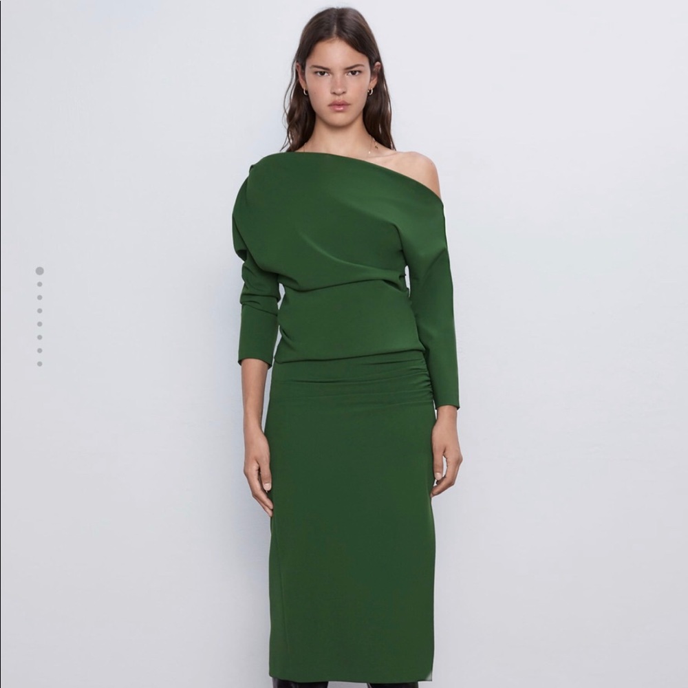 Zara RUCHED SLEEVE TOP